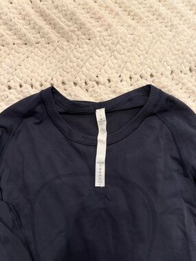 Lululemon Swiftly tech long sleeve